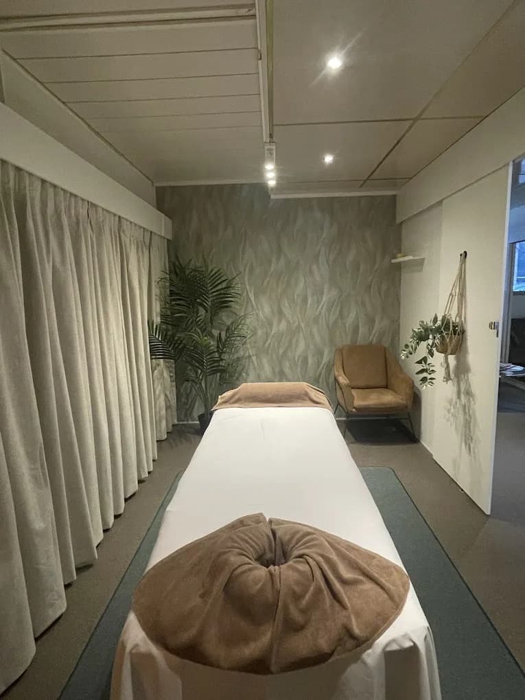 Behandelkamer van Sreya Massage Studio in Tilburg